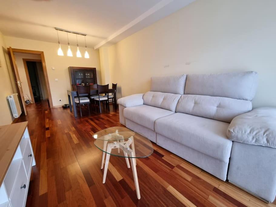 アレナス・デ・カブラレス24A01 Apartamento Cabralesアパートメント エクステリア 写真