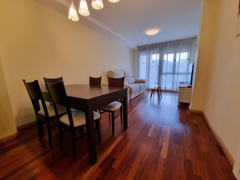 アレナス・デ・カブラレス24A01 Apartamento Cabralesアパートメント エクステリア 写真