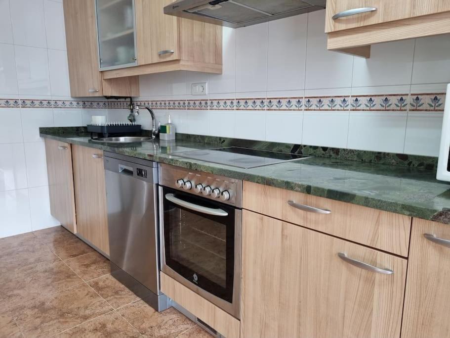 アレナス・デ・カブラレス24A01 Apartamento Cabralesアパートメント エクステリア 写真
