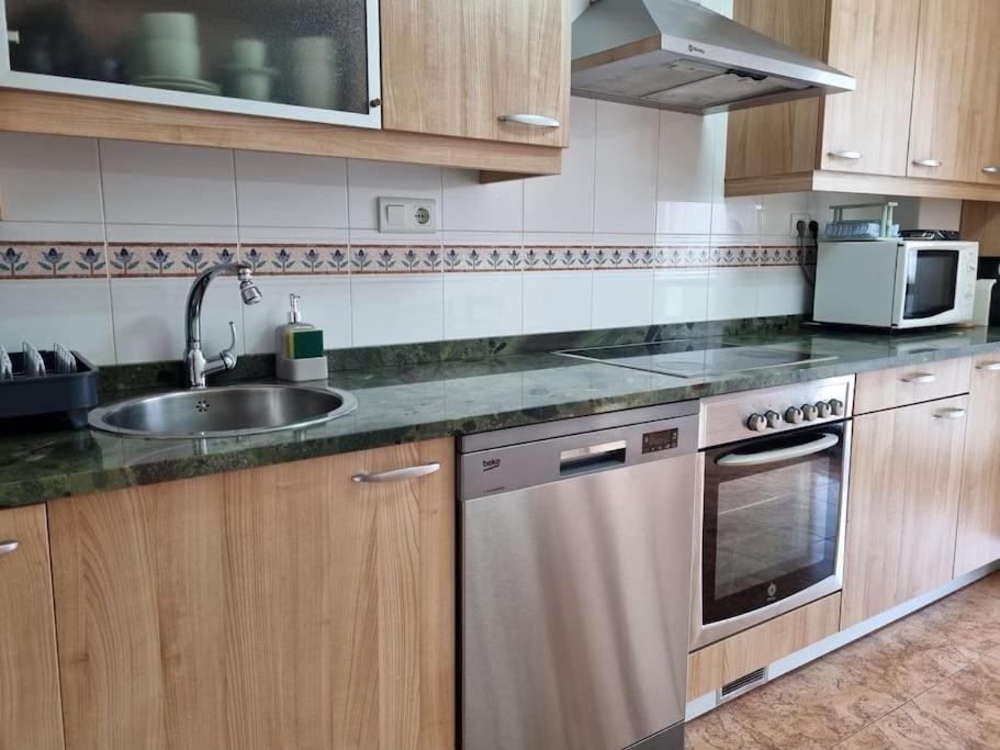 アレナス・デ・カブラレス24A01 Apartamento Cabralesアパートメント エクステリア 写真